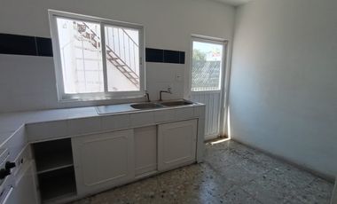 EN RENTA,  AMPLIO DEPARTAMENTO AVENIDA EMILIANO ZAPATA, 4 RECÁMARAS, ESTUDIO
