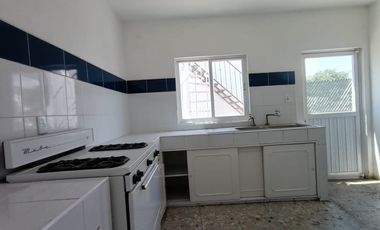 EN RENTA,  AMPLIO DEPARTAMENTO AVENIDA EMILIANO ZAPATA, 4 RECÁMARAS, ESTUDIO