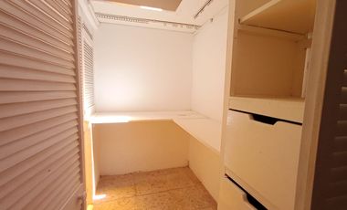 EN RENTA,  AMPLIO DEPARTAMENTO AVENIDA EMILIANO ZAPATA, 4 RECÁMARAS, ESTUDIO