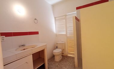 EN RENTA,  AMPLIO DEPARTAMENTO AVENIDA EMILIANO ZAPATA, 4 RECÁMARAS, ESTUDIO