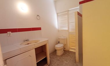EN RENTA,  AMPLIO DEPARTAMENTO AVENIDA EMILIANO ZAPATA, 4 RECÁMARAS, ESTUDIO