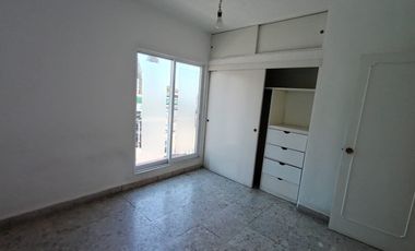 EN RENTA,  AMPLIO DEPARTAMENTO AVENIDA EMILIANO ZAPATA, 4 RECÁMARAS, ESTUDIO