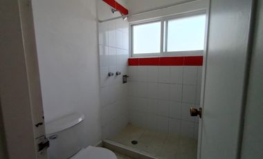 EN RENTA,  AMPLIO DEPARTAMENTO AVENIDA EMILIANO ZAPATA, 4 RECÁMARAS, ESTUDIO