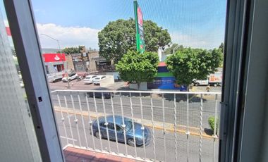 EN RENTA,  AMPLIO DEPARTAMENTO AVENIDA EMILIANO ZAPATA, 4 RECÁMARAS, ESTUDIO
