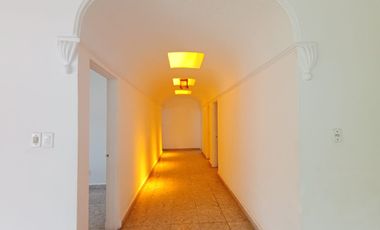 EN RENTA,  AMPLIO DEPARTAMENTO AVENIDA EMILIANO ZAPATA, 4 RECÁMARAS, ESTUDIO