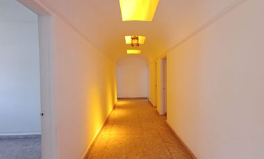 EN RENTA,  AMPLIO DEPARTAMENTO AVENIDA EMILIANO ZAPATA, 4 RECÁMARAS, ESTUDIO