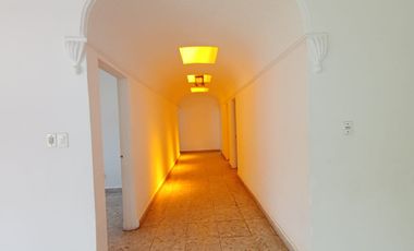 EN RENTA,  AMPLIO DEPARTAMENTO AVENIDA EMILIANO ZAPATA, 4 RECÁMARAS, ESTUDIO