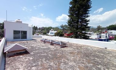 EN RENTA,  AMPLIO DEPARTAMENTO AVENIDA EMILIANO ZAPATA, 4 RECÁMARAS, ESTUDIO