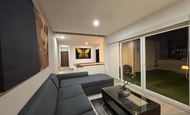 Renta Pent House Amueblado en Juriquilla