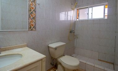 Amplia casa reformada en Badalona, Hualpén