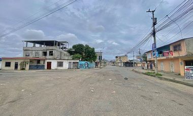 SE VENDE CASA ESQUINERA CDLA 25 DICIEMBRE, MACHALA