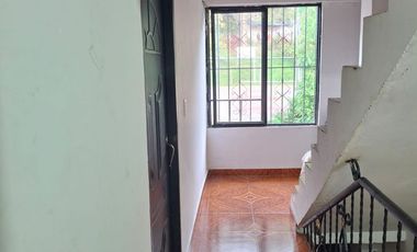 Venta de Casa 3 niveles en sector Villa Eliza- Cuba Pereira