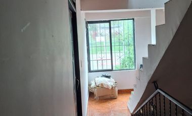 Venta de Casa 3 niveles en sector Villa Eliza- Cuba Pereira