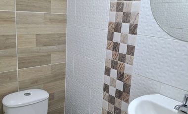 Venta de Casa 3 niveles en sector Villa Eliza- Cuba Pereira