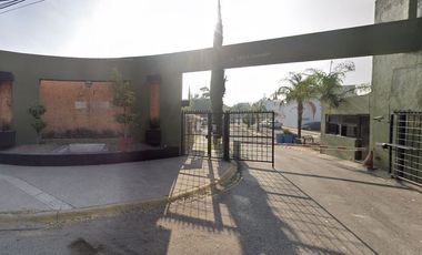 Sk16 - Casa En Remate Bancario En C. Montes Urales, Los Olivos, Residencial, Tlaquepaque Jalisco (65% Debajo Del Valor Comercial Solo Recurso Propio)