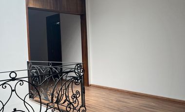 Casa en Renta en Lomas Del Molino II, La zona con más plusvalía de toda la ciudad!!
