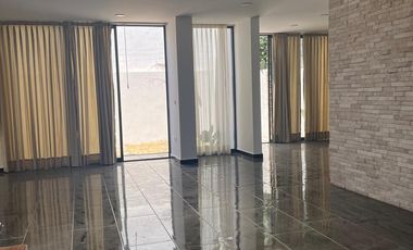 Casa en Renta en Lomas Del Molino II, La zona con más plusvalía de toda la ciudad!!