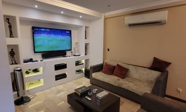 EN VENTA DE OPORTUNIDAD, LUJOSA Y AMPLIA CASA DE 4 DORMITORIOS EN CIUDAD CELESTE PRIMERAS ETAPAS, NUEVO SAMBORONDON