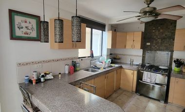 EN VENTA DE OPORTUNIDAD, LUJOSA Y AMPLIA CASA DE 4 DORMITORIOS EN CIUDAD CELESTE PRIMERAS ETAPAS, NUEVO SAMBORONDON