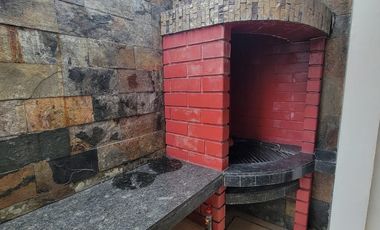 EN VENTA DE OPORTUNIDAD, LUJOSA Y AMPLIA CASA DE 4 DORMITORIOS EN CIUDAD CELESTE PRIMERAS ETAPAS, NUEVO SAMBORONDON