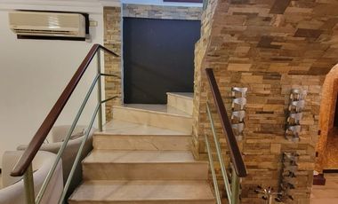EN VENTA DE OPORTUNIDAD, LUJOSA Y AMPLIA CASA DE 4 DORMITORIOS EN CIUDAD CELESTE PRIMERAS ETAPAS, NUEVO SAMBORONDON