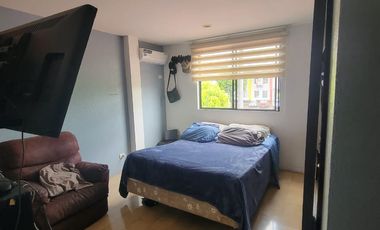 EN VENTA DE OPORTUNIDAD, LUJOSA Y AMPLIA CASA DE 4 DORMITORIOS EN CIUDAD CELESTE PRIMERAS ETAPAS, NUEVO SAMBORONDON