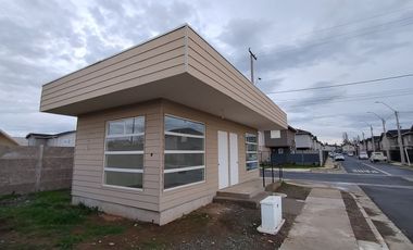 Vende Local Comercial de 64 m2, 2 habitaciones, 2 baños, en Portal Los Jardines, Linares