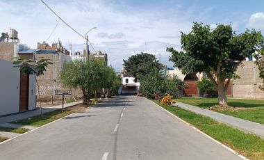 Se vende terreno de 120 m2 en Praderas de San Antonio, justo al lado de la Urb. Residencial San Carlos