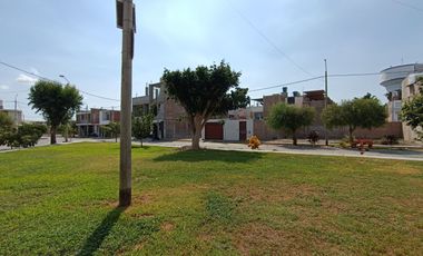 Se vende terreno de 120 m2 en Praderas de San Antonio, justo al lado de la Urb. Residencial San Carlos