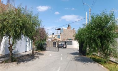 Se vende terreno de 120 m2 en Praderas de San Antonio, justo al lado de la Urb. Residencial San Carlos