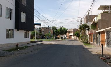 Se vende terreno de 120 m2 en Praderas de San Antonio, justo al lado de la Urb. Residencial San Carlos