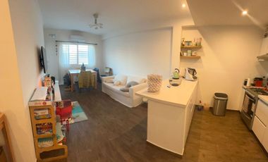 VENTA DEPARTAMENTO 3 AMBIENTES CON BALCON Y TERRAZA RAMOS MEJIA