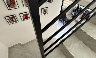 CASA EN VENTA RESIDENCIAL ,6 RECAMARAS Y 5 BAÑOS
