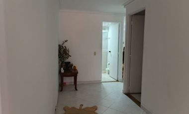 VENTA DE APARTAMENTO BELEN CERCA A LA ESTACION ROSALES CON PARQUEADERO Y BALCON