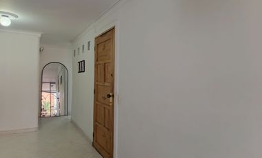 VENTA DE APARTAMENTO BELEN CERCA A LA ESTACION ROSALES CON PARQUEADERO Y BALCON