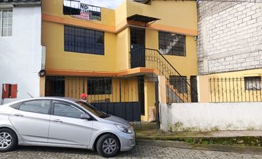 En Venta Casa Con 2 Departamentos y Una Suite – Sur De Quito