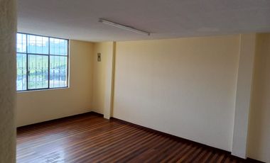 En Venta Casa Con 2 Departamentos y Una Suite – Sur De Quito