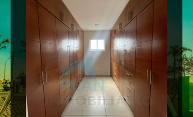 Bonita Casa en Venta en Puerta Real