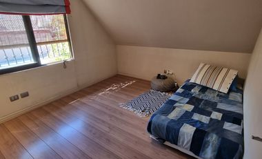 GRAN CASA EN CONDOMINIO 4D/4B PISCINA Y ESTACIONAMIENTOS