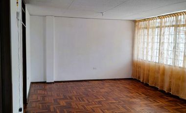 Departamento en renta a 2 cuadras de la Av. América