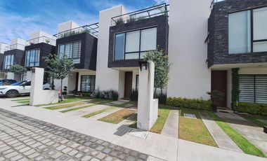 CASA EN VENTA NU HAUS CARRANZA SMA