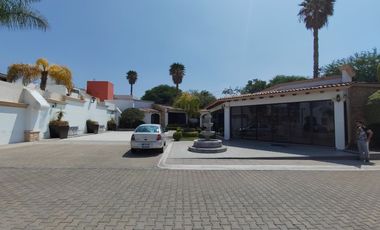 Gran casa en RENTA y VENTA Fracc. Fray Sebastian de Gallegos Queretaro