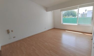 Gran casa en RENTA y VENTA Fracc. Fray Sebastian de Gallegos Queretaro