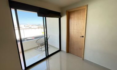 Casa Moderna Nueva En Venta,  De Tres Niveles, En Hacienda Barbabosa, A 5 Min De C.u. Y De La Estación Del Tren, A 15 Min Del Centro De Toluca  Y De M