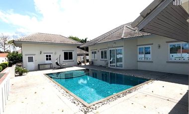 Pool Villa Pattaya!!! Priced Below Market Value!! The Ultimate Investment Opportunity in a World-Class Tourist City!!
