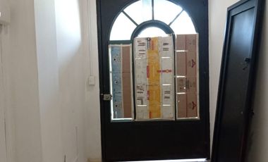 Local Comercial/ Bodega y Oficinas en Planta alta, Toluca, Méx