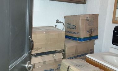 Local Comercial/ Bodega y Oficinas en Planta alta, Toluca, Méx
