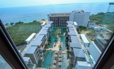 Beachfront Living 1 Bedroom Unit for Sale at Sheraton Mactan