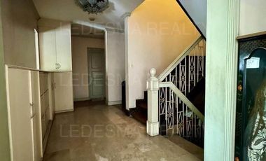 A HOUSE AND LOT FOR SALE IN MAKATI CITY