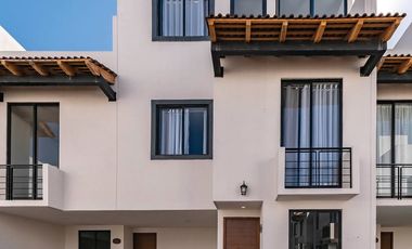 ¡Remate Bancario! Hermosa Casa en Venta en Lomas Estrella. Iztapalapa, CDMX